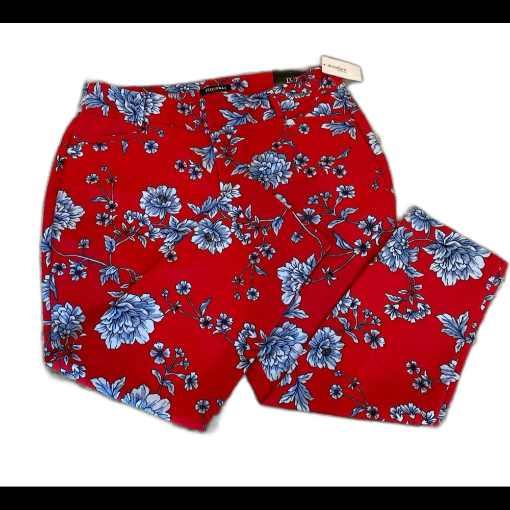New Roz & Ali Cropped Ankle Pants Size 14P Red‎ Floral Design Slimming Capris